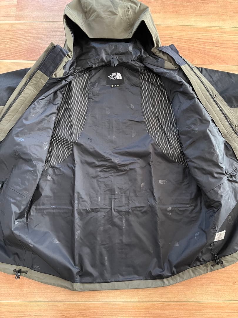 美品 THE NORTH FACE マウンテンライトジャケット ニュートープ