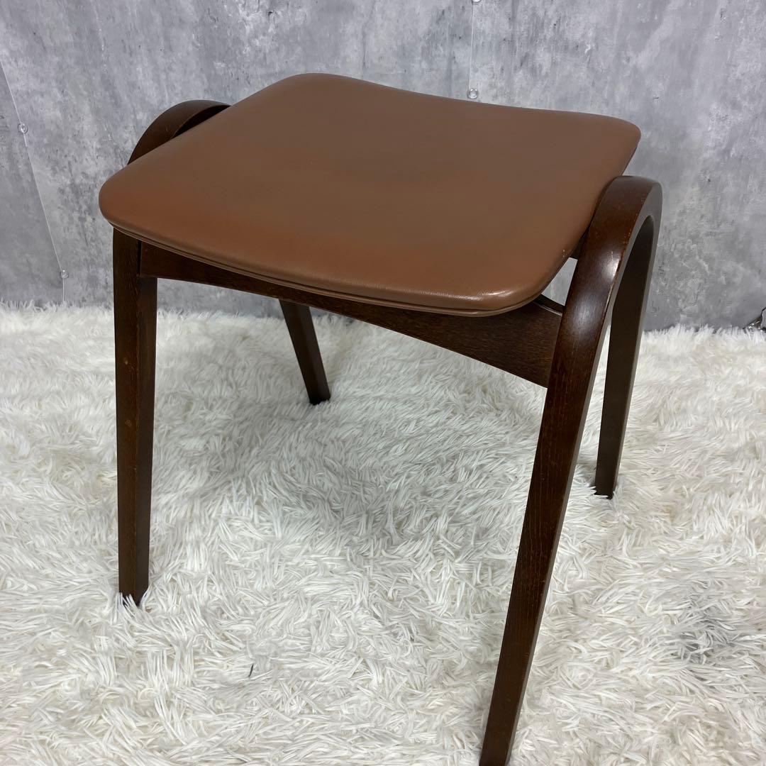 秋田木工 IDC大塚 No.202 剣持勇 スタッキングスツール 4脚セット