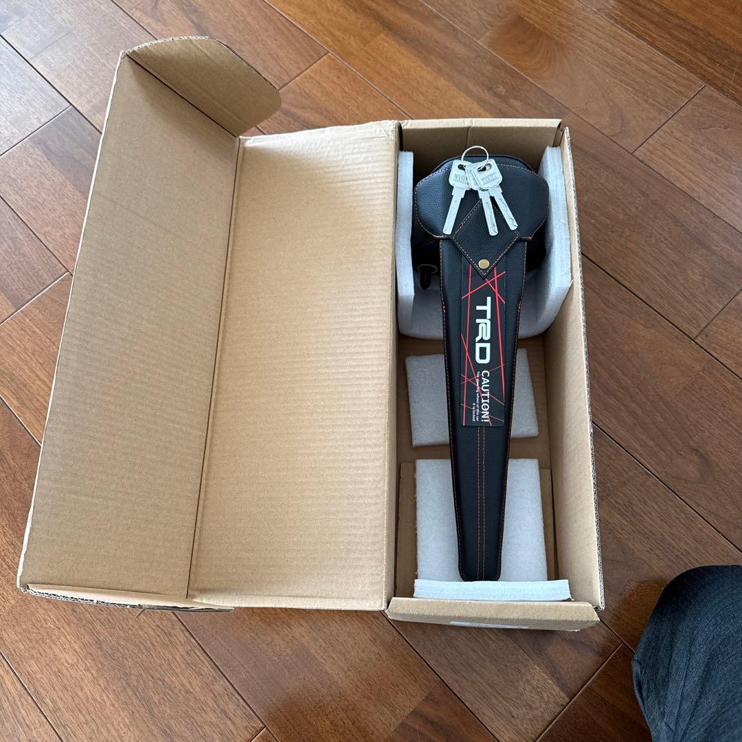 TRD プレミアムステアリングロック　ハンドルロック