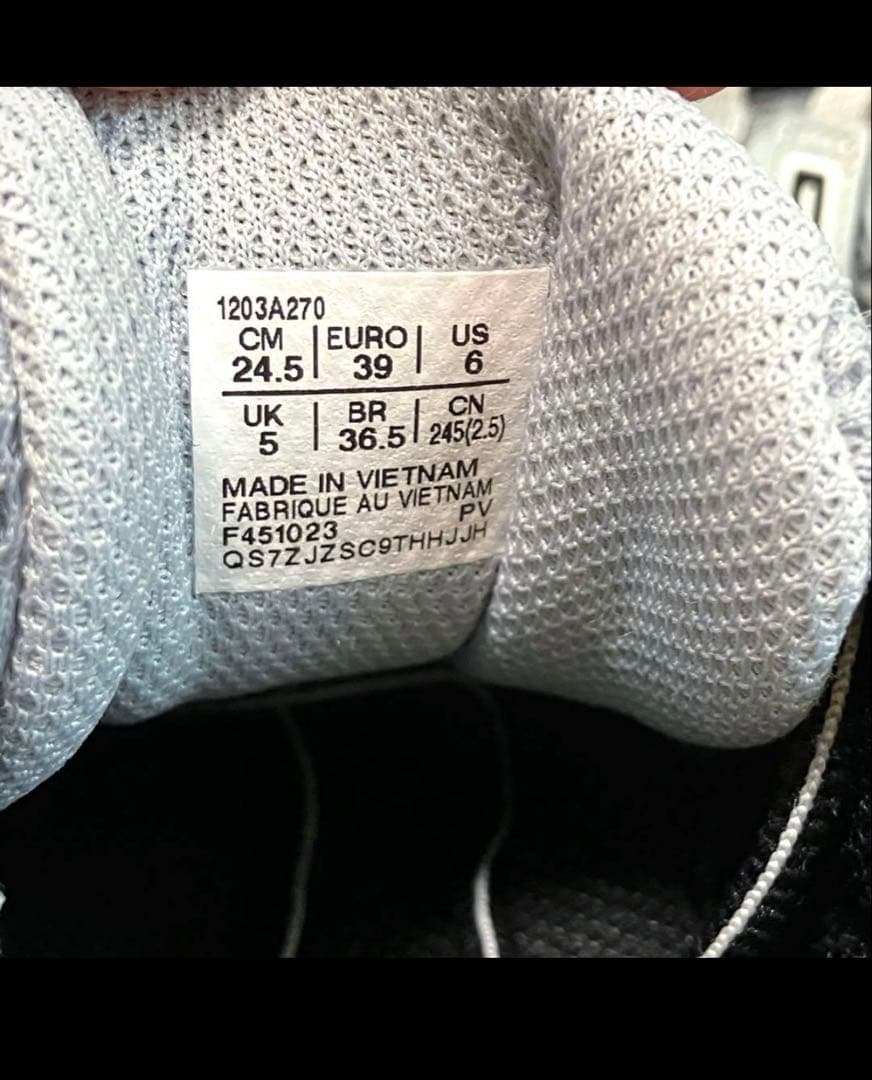 ASICS GEL-QUANTUM KINETIC ゲルクォンタムキネティック