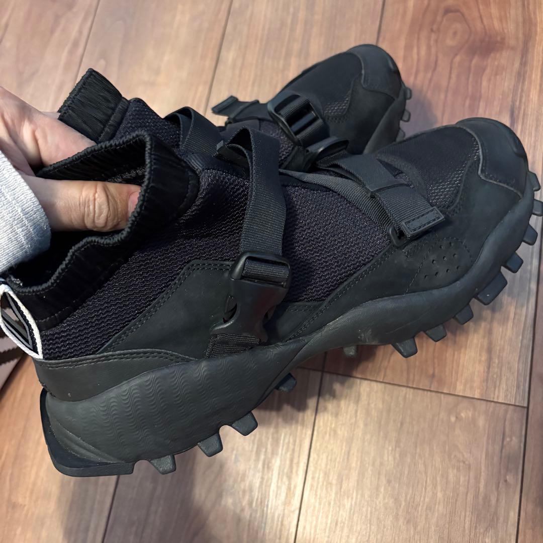 希少サイズ HYKE adidas コラボ SEEULATER シーユーレイター