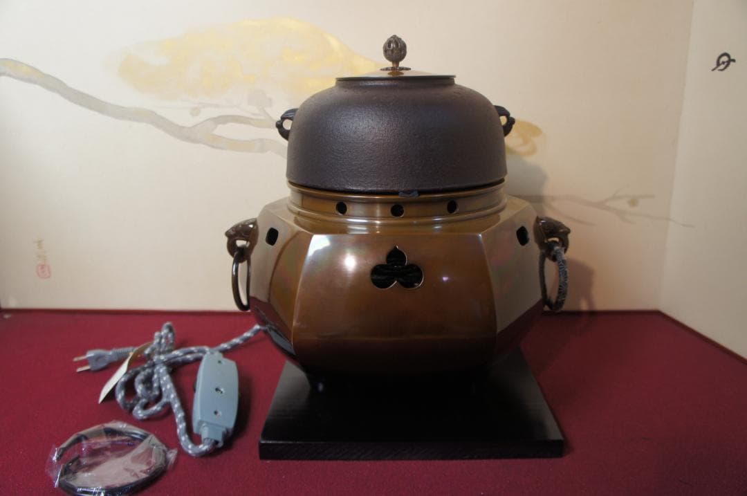 ☆美品 未使用 在銘真形釜添え 唐銅六角風炉 500W電熱器(可変)送料込み
