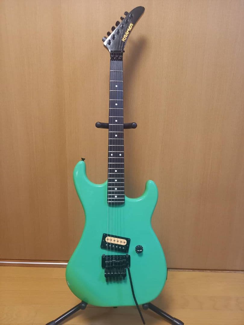Kramer（クレーマー）エレキギター　サーフグリーン