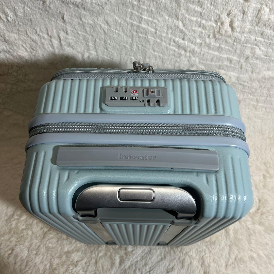 【極美品】イノベータースーツケース inv30 21L ペールブルー 機内持ち込