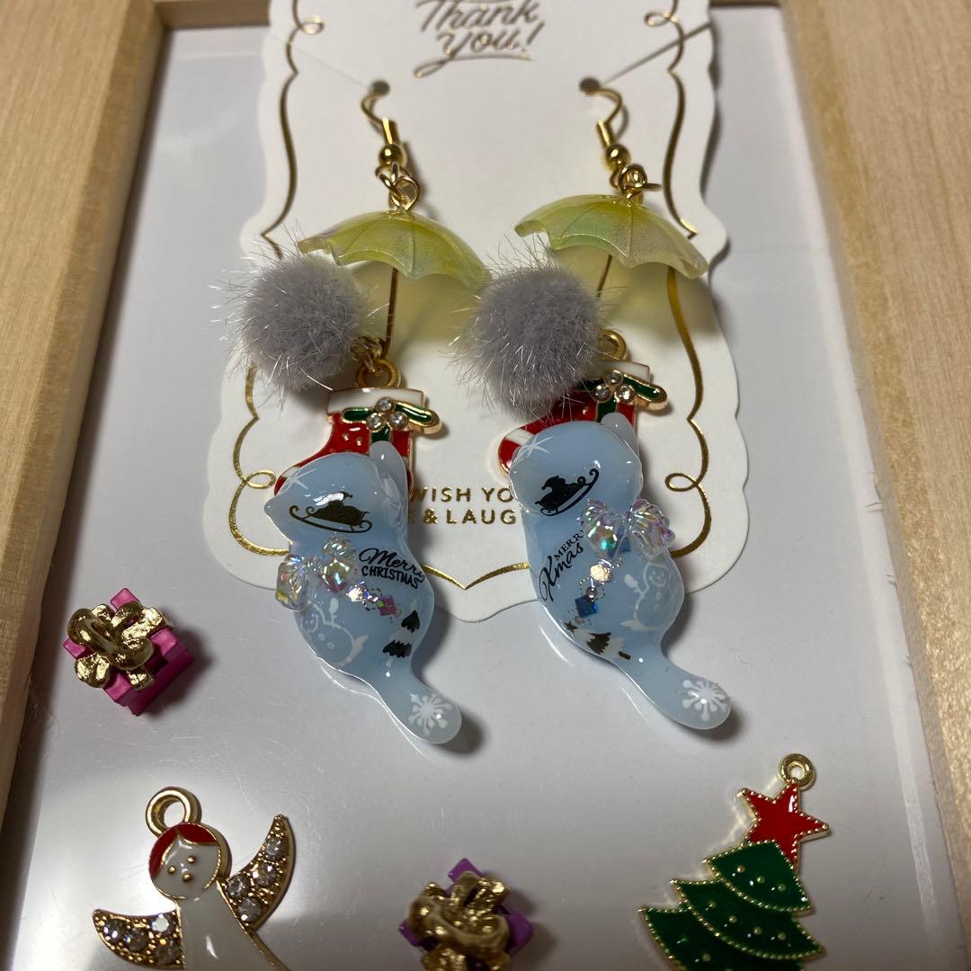☆Xmasとリボン猫ちゃんピアス☆B