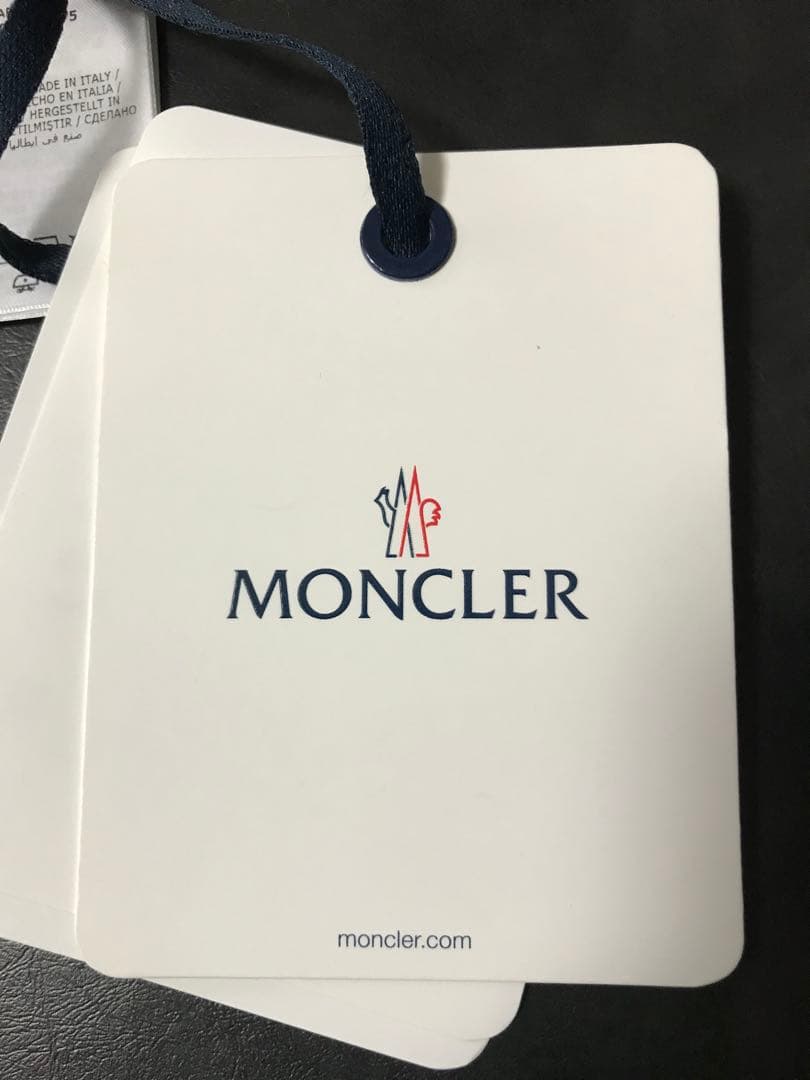 ⭐︎未使用品⭐︎ 2024年モデル！　モンクレール　マフラー　メンズ　レディース