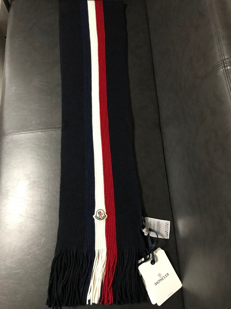 ⭐︎未使用品⭐︎ 2024年モデル！　モンクレール　マフラー　メンズ　レディース