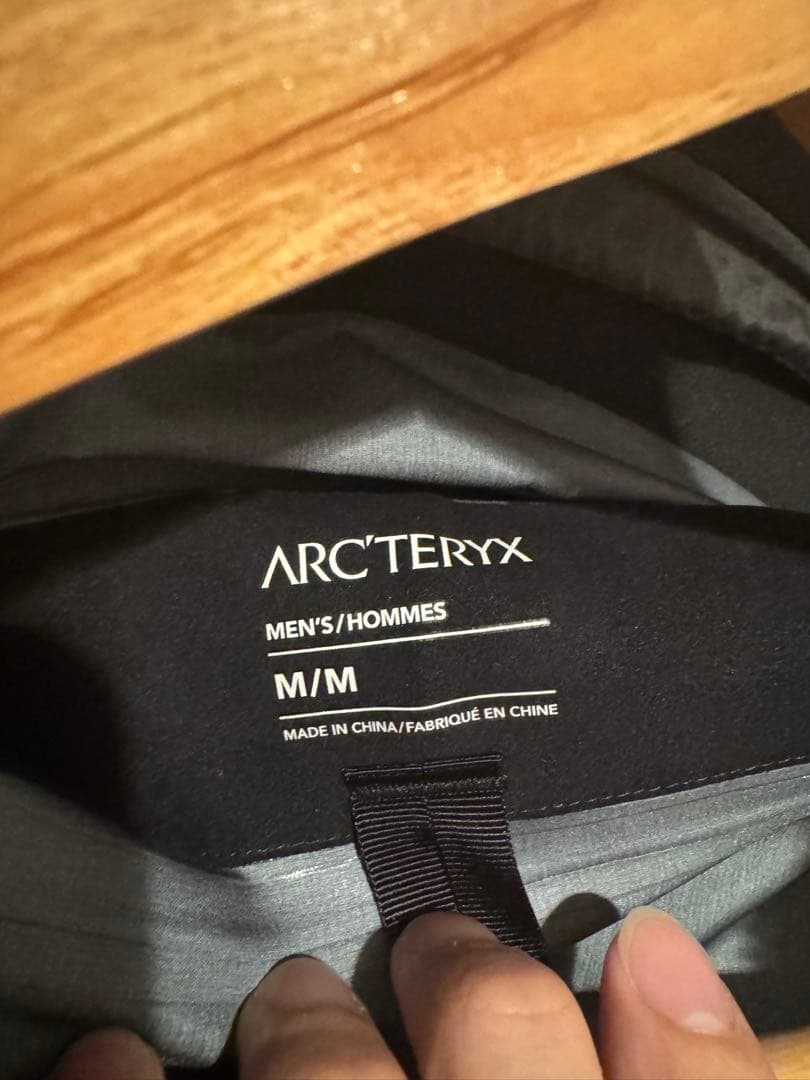 【ARC‘TERYX】 ALPHA SV JACKET M