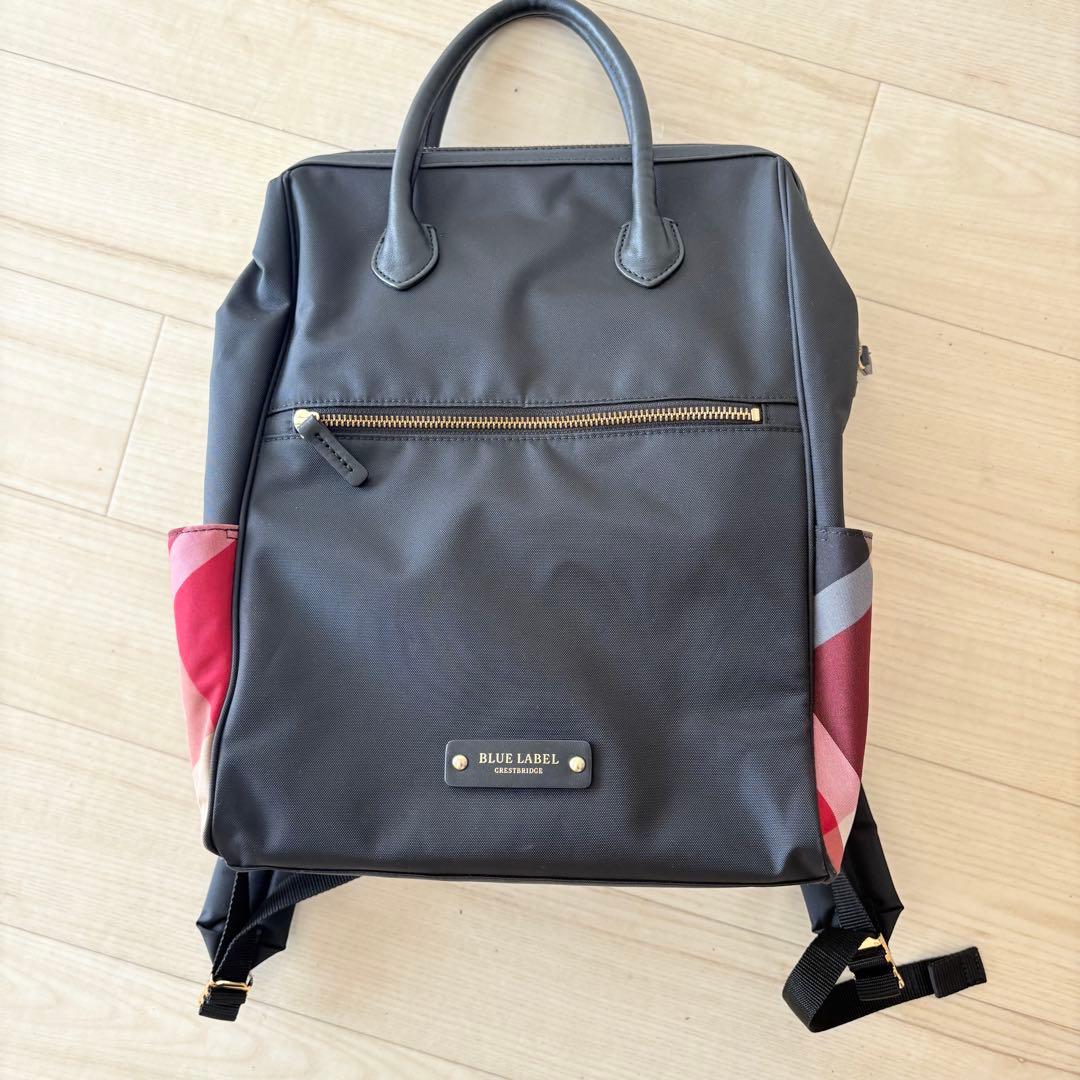 ブルーレーベル クレストブリッジ リュック チェック A4収納 黒　ブラック