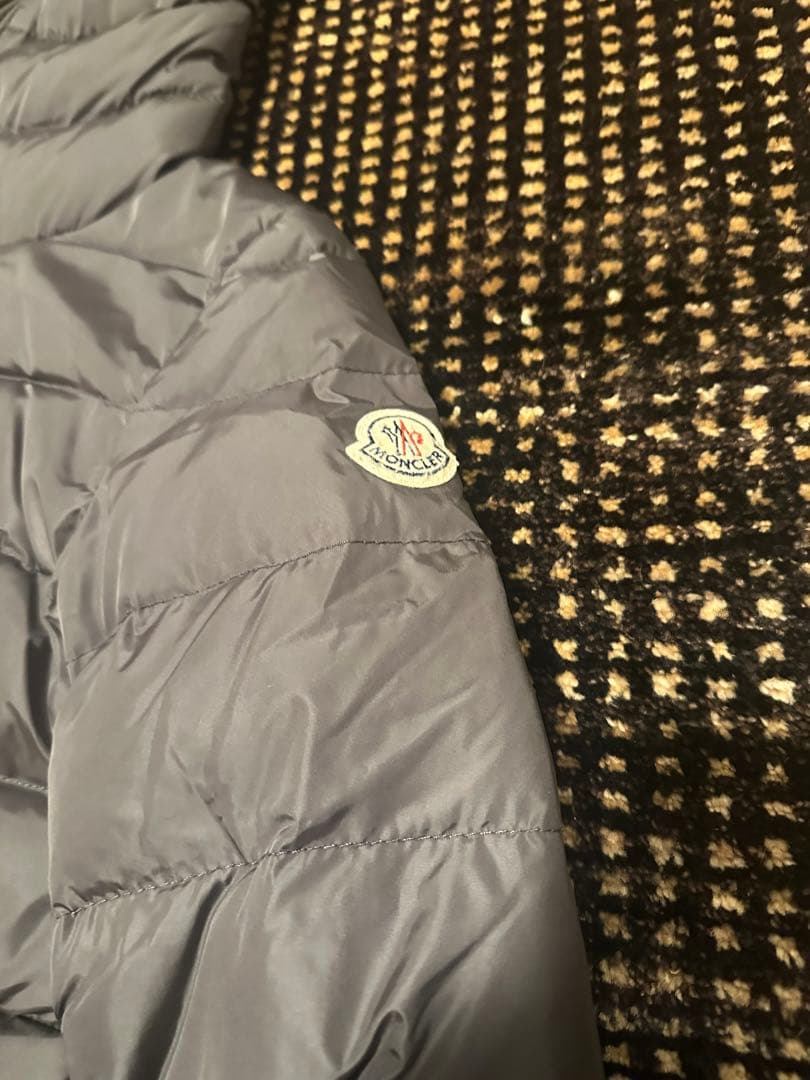 モンクレール　レディース　ダウン