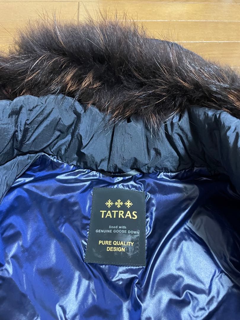 TATRAS ネイビー ダウンベスト フード付き