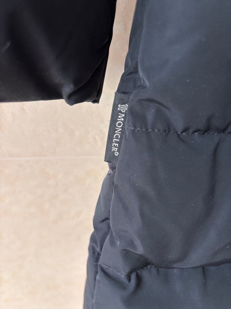 モンクレール ファスナー破損 黒ロングダウンコート MONCLER