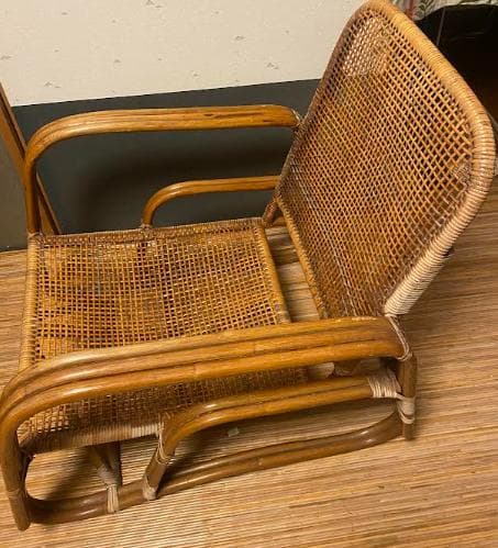 ラタン椅子二脚　サイドテーブル　送料別