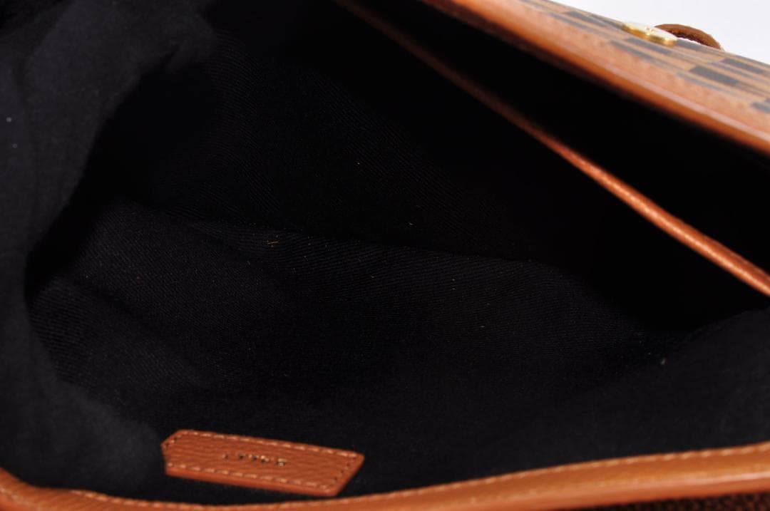 未使用品 BALLY バリー Gamesロゴ メッセンジャーバッグ 保存袋付