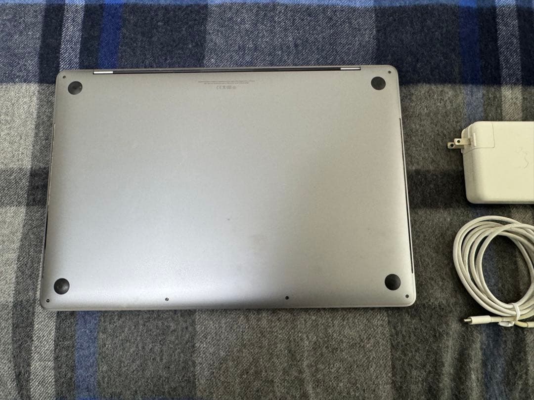 v*9様 MacBook Pro 16インチ（2019年モデル）i9 intel