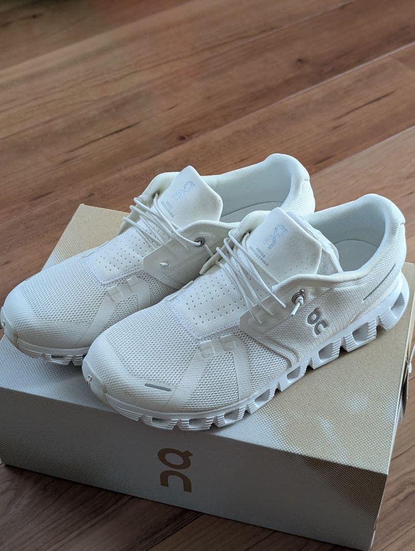 on Cloud5 White　26.5