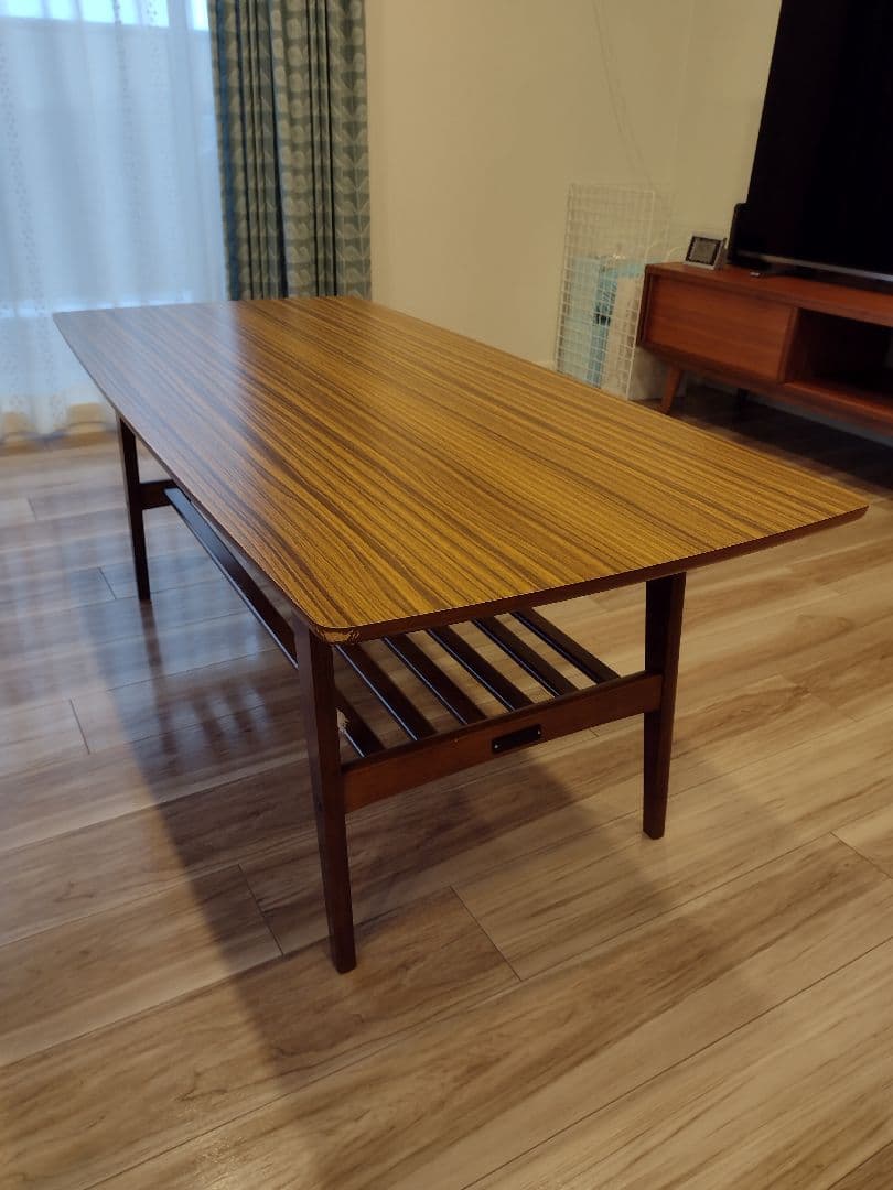 カリモク６０　リビングテーブル（大）ウォールナット　★犬の噛み跡あり★