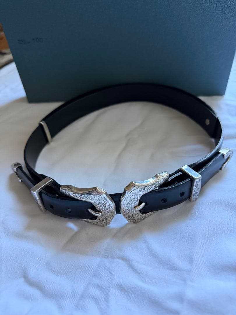 超美品 TOGA Double buckle belt 渋谷パルコ購入