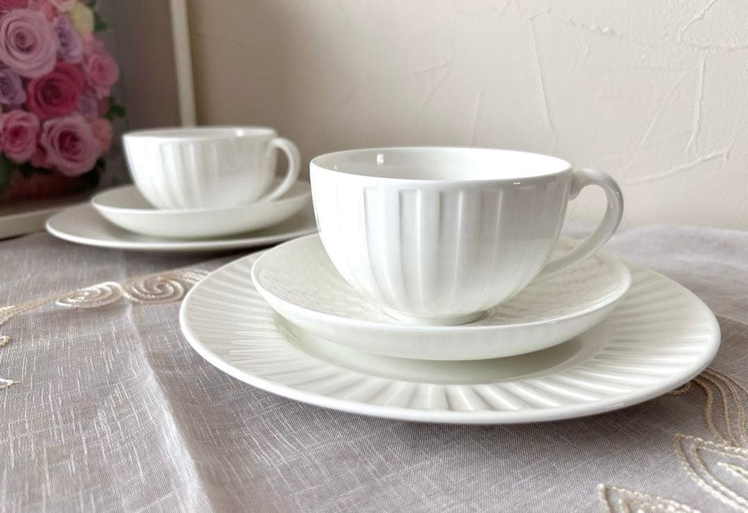 ナイト＆デイ　カップ＆ソーサー　プレート　ペア