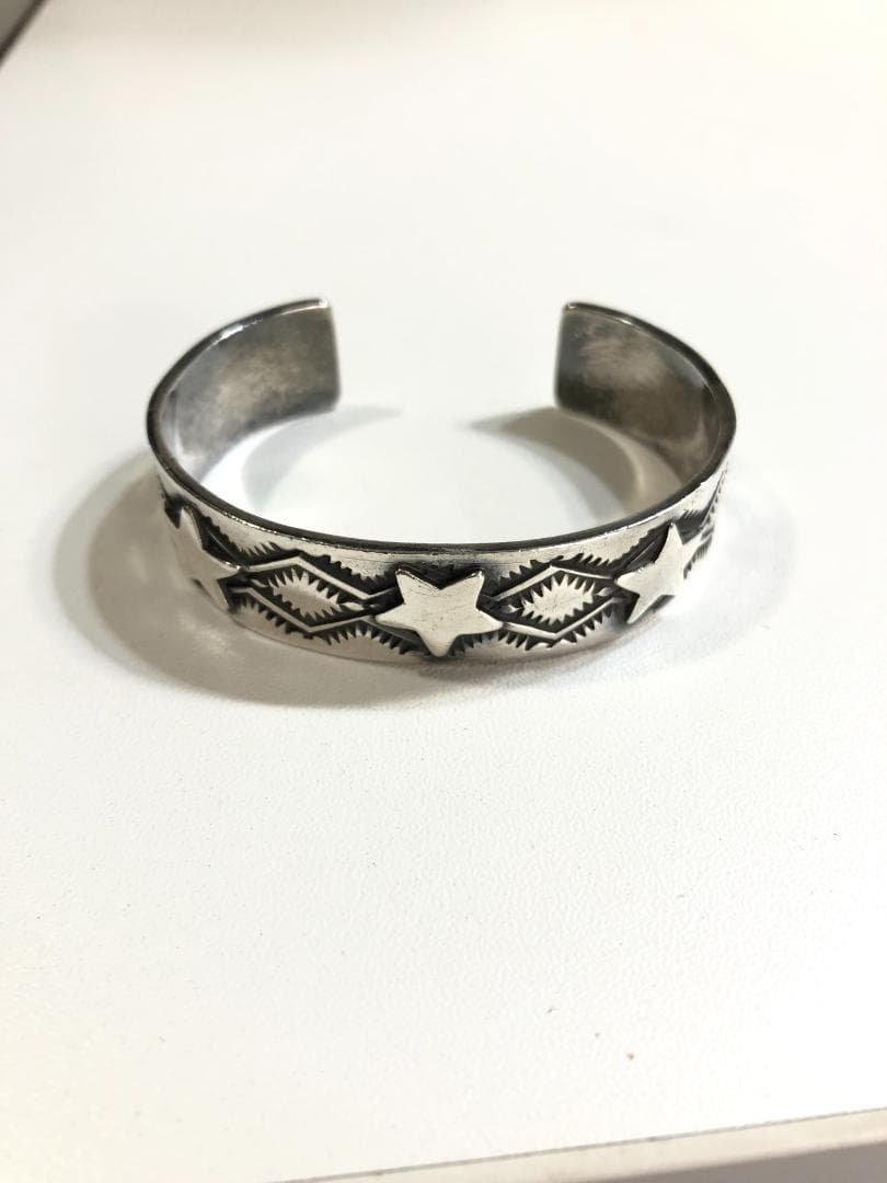 082140 Sunshine Reeves BEAMS スター バングル