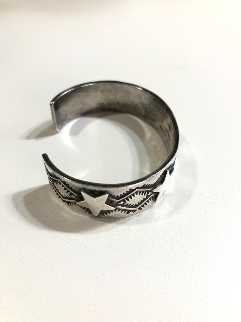 082140 Sunshine Reeves BEAMS スター バングル