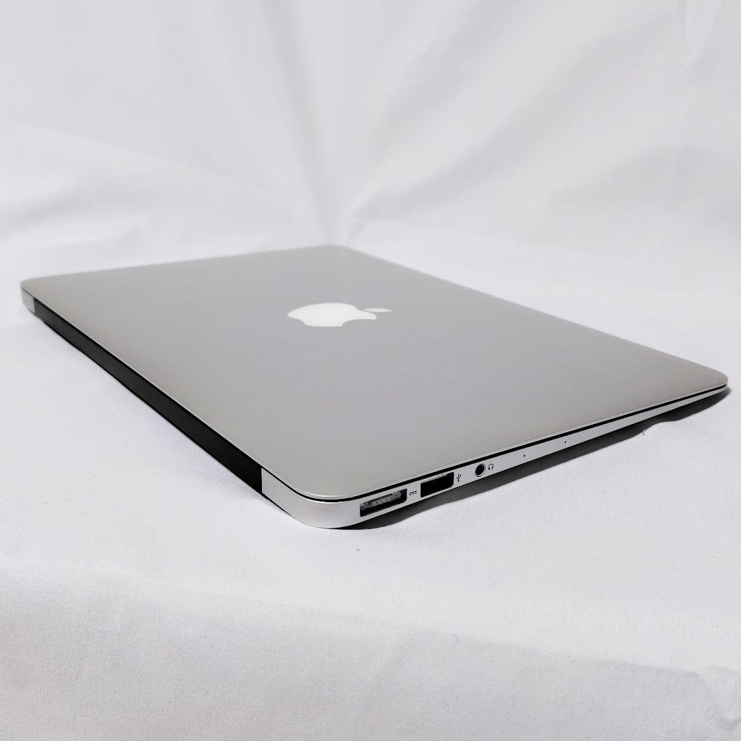 MacBook Air A1465 11インチ 2015 本体のみ 初期化済