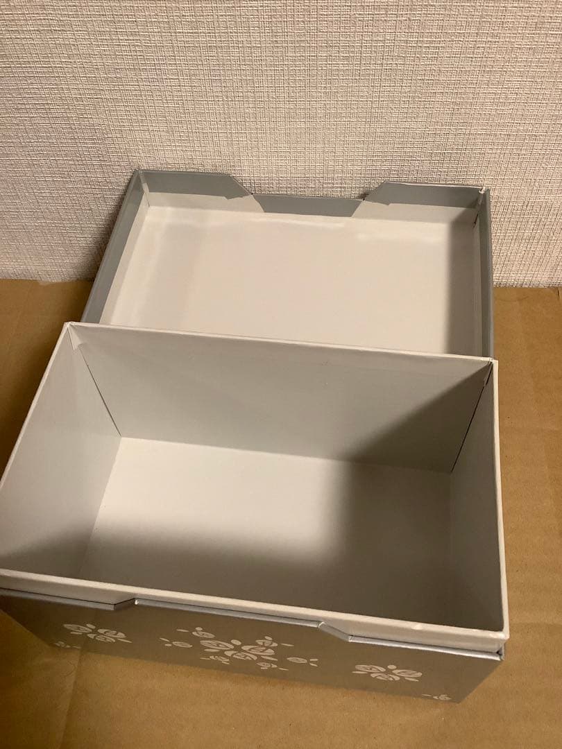 ハローキティ　　収納ボックス　　希少