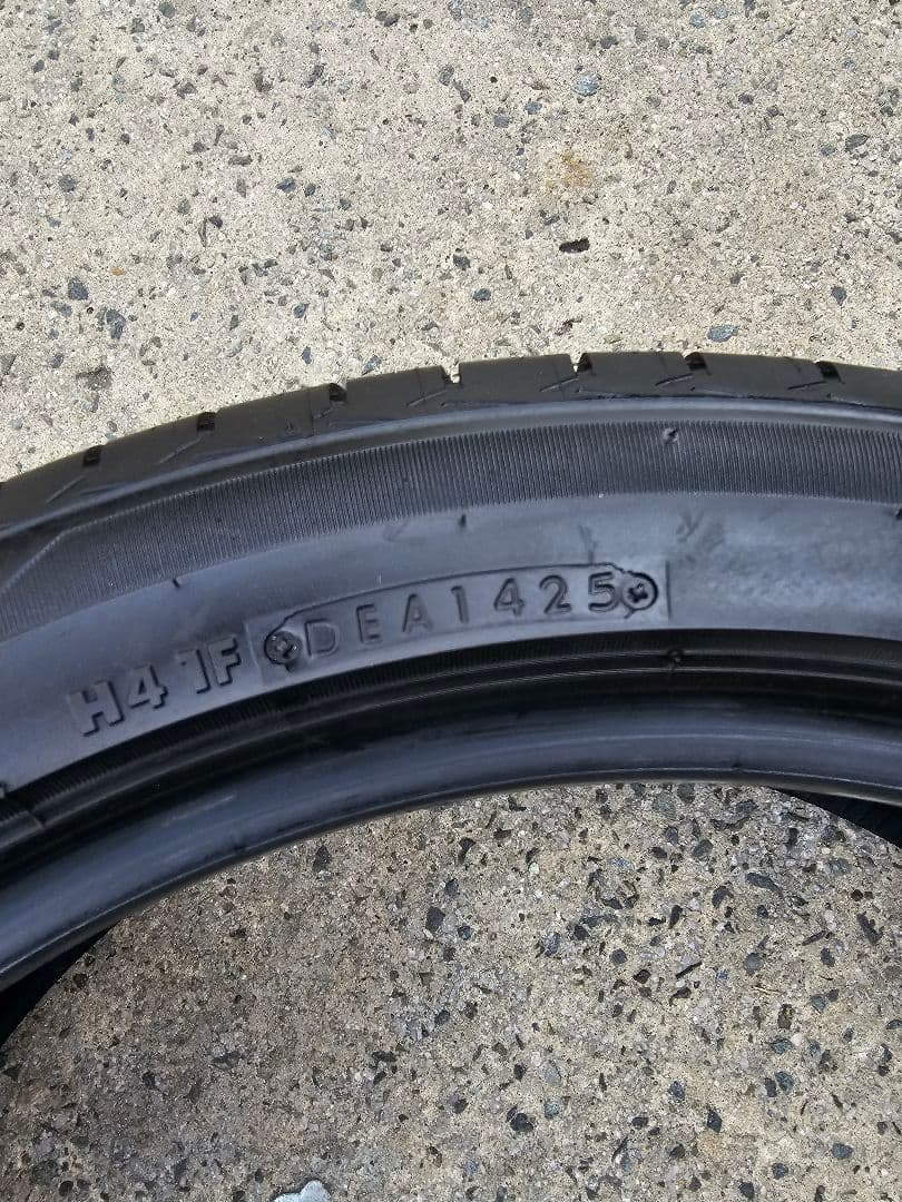 195/50R19 2本セット　バラ売り可能