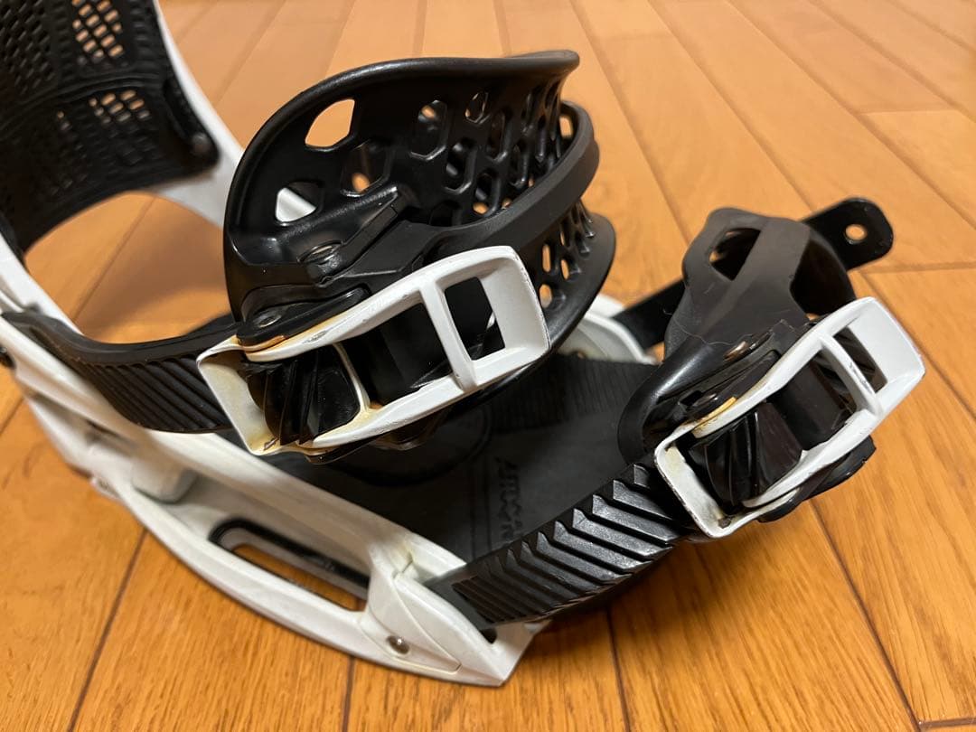 うにゃ　burton バートン malavita マラビータ　サイズS