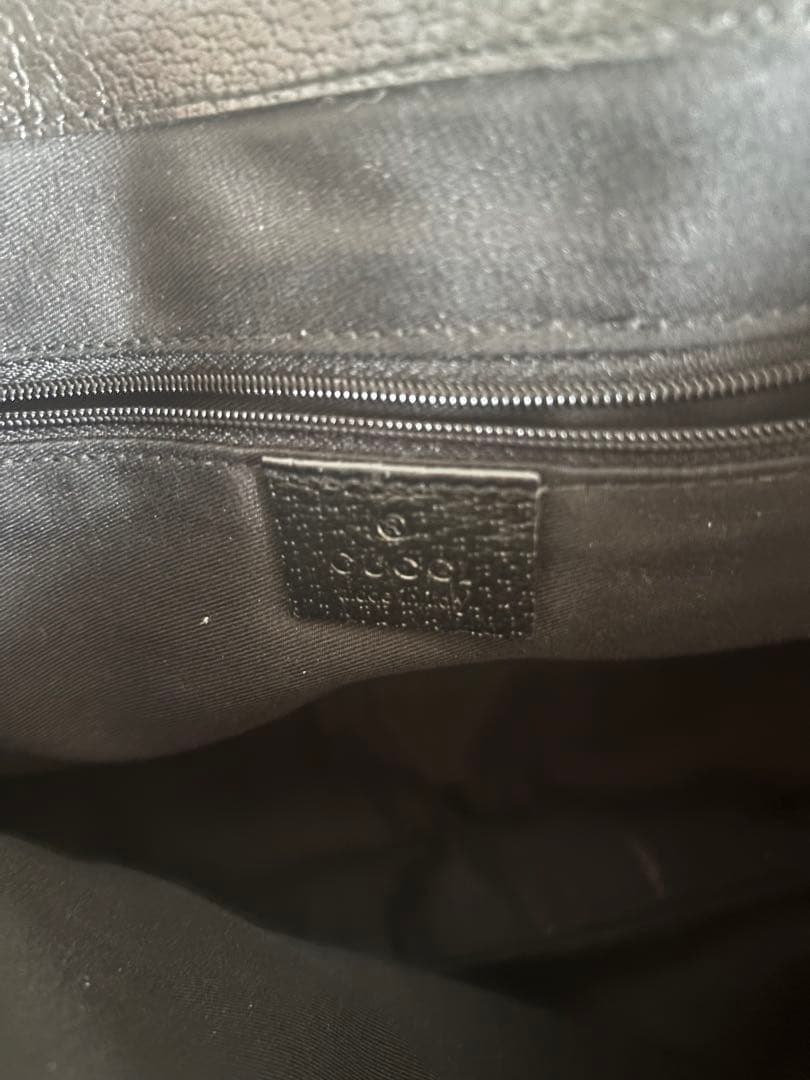 Gucci ブラック トートバッグ GGパターン