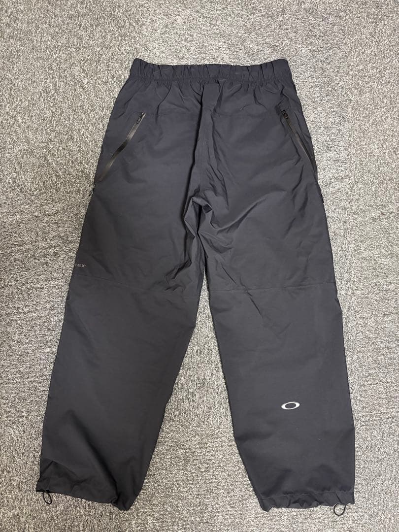 Oakley PERTEX ブラックナイロンパンツ