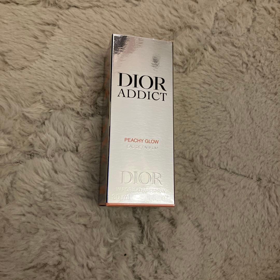 ディオールアディクトピーチグロウオードゥパルファム30mlギフトボックスつき