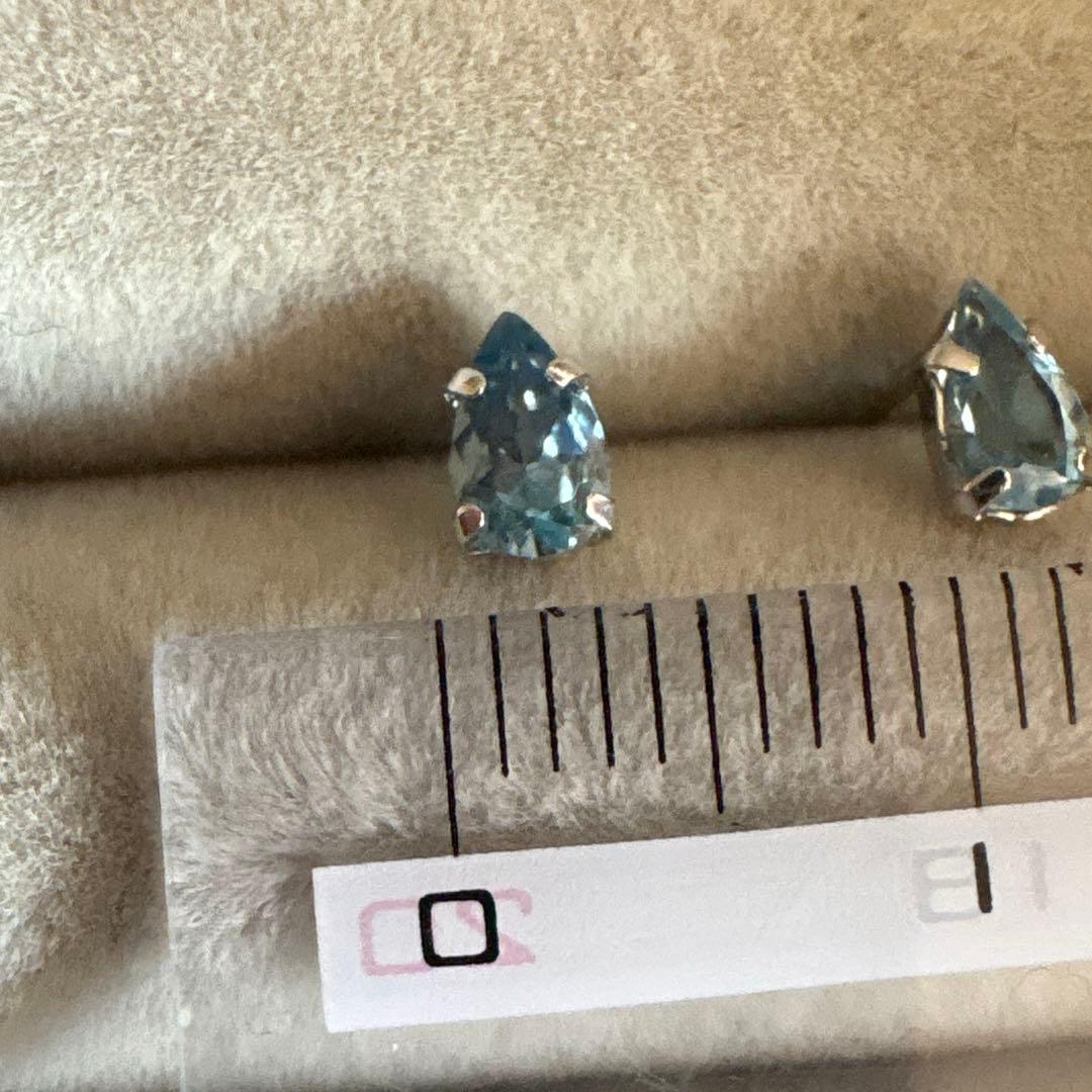 K18WG ♡ ブルーストーンピアス キャッチシリコン