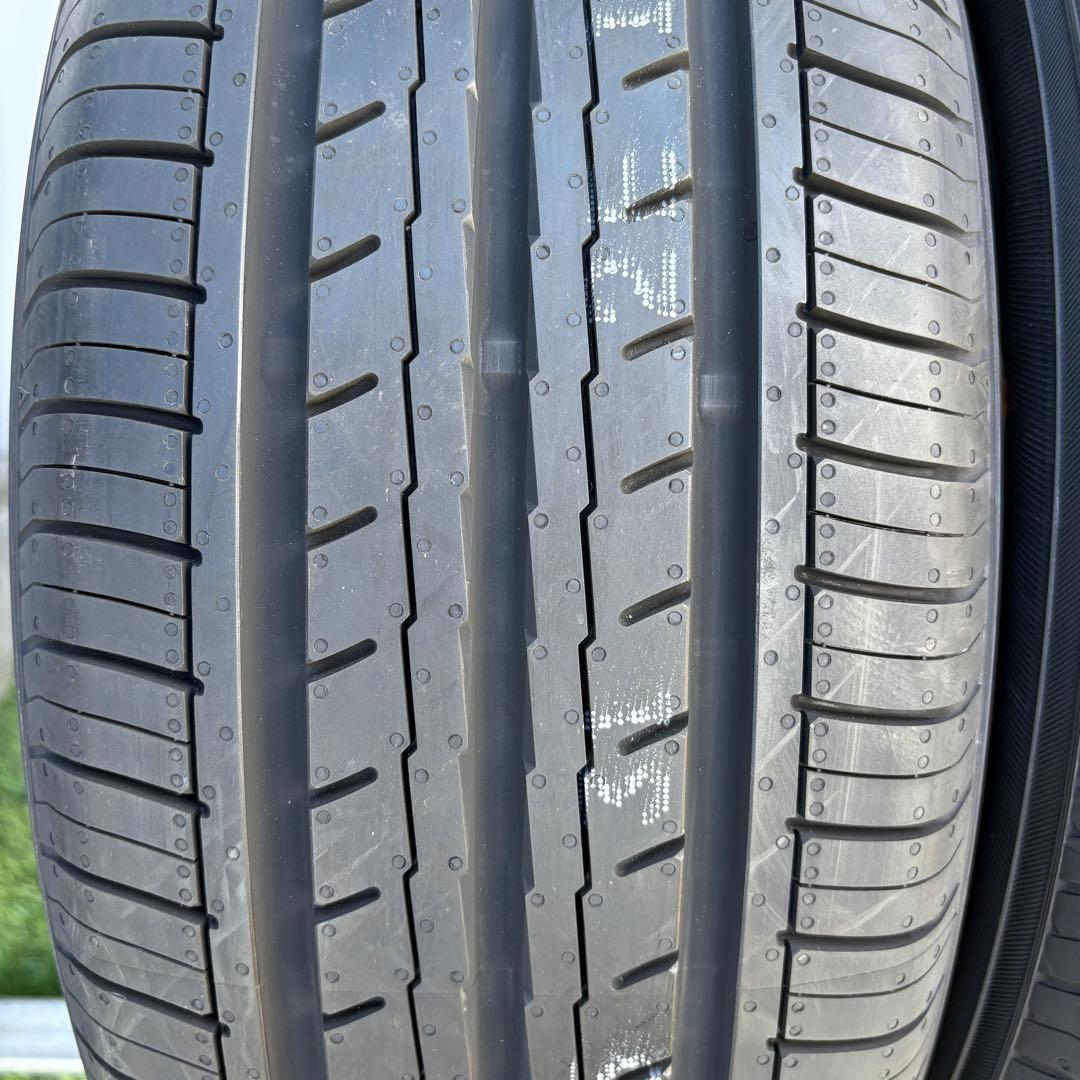 未使用品　215/50R17 YOKOHAMA 4本セット2025年製造
