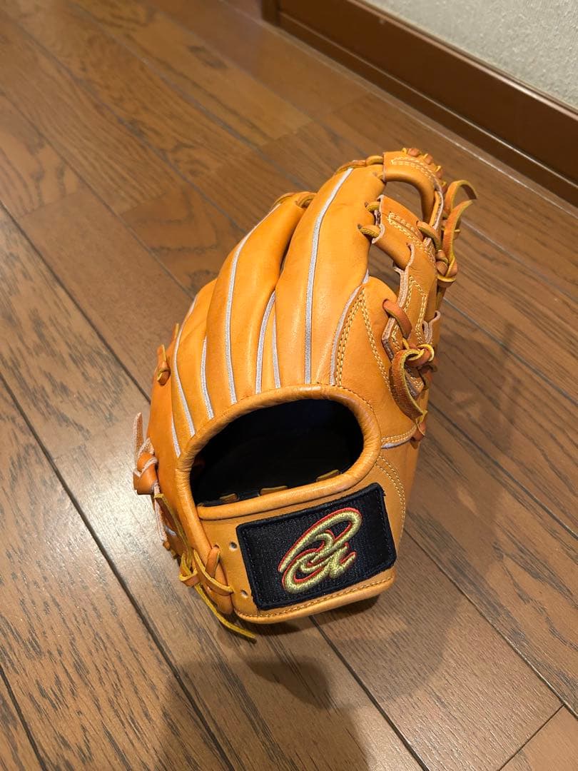 ドナイヤ　軟式グローブ　内野用　山田哲人モデル