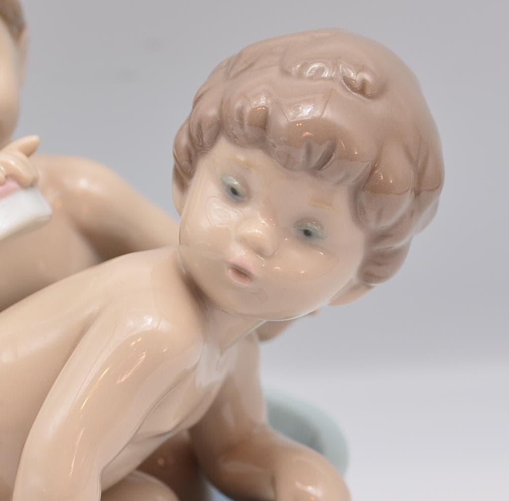 お風呂だよ　＃6411　★リヤドロ　スペイン　ポーセリン　光沢仕上げ　絶版