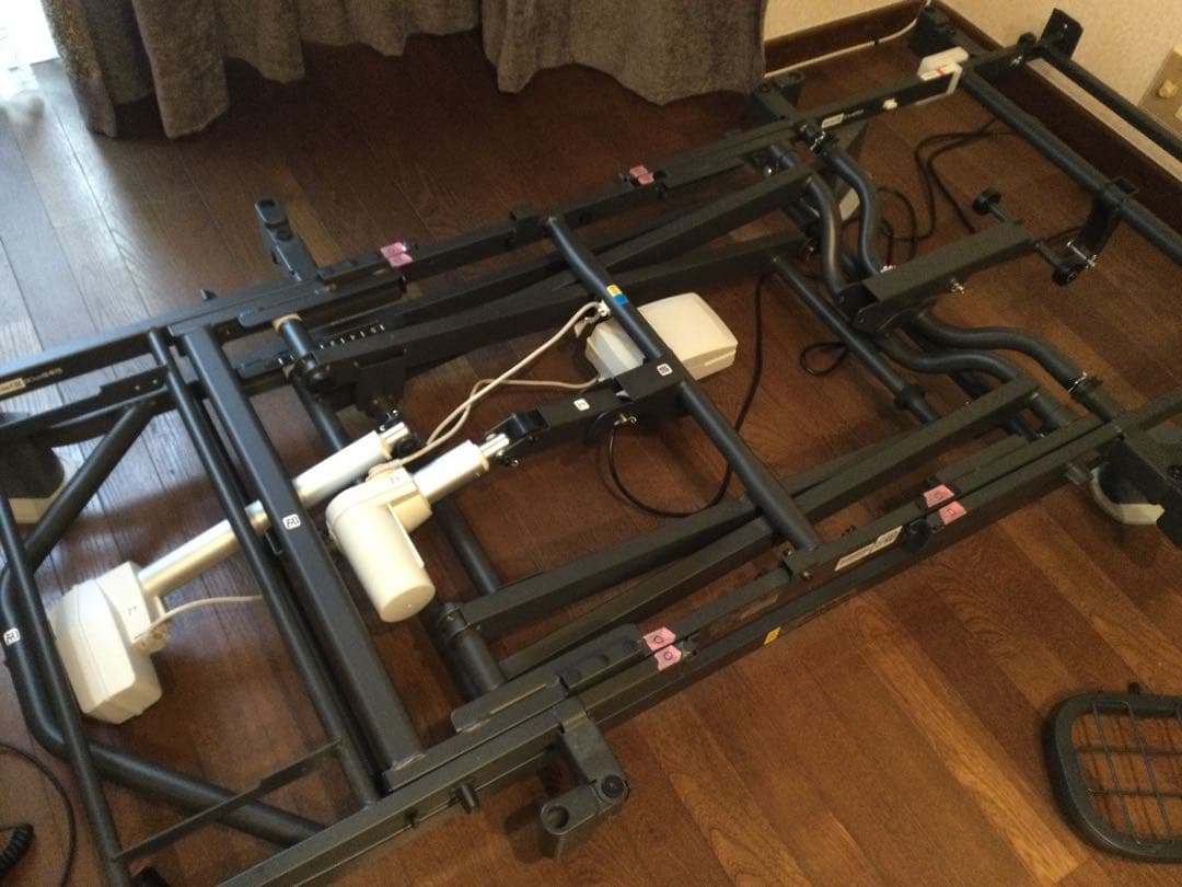 Whiteheart プラッツ　ミオレット3 3モーター電動　　電動ベッド