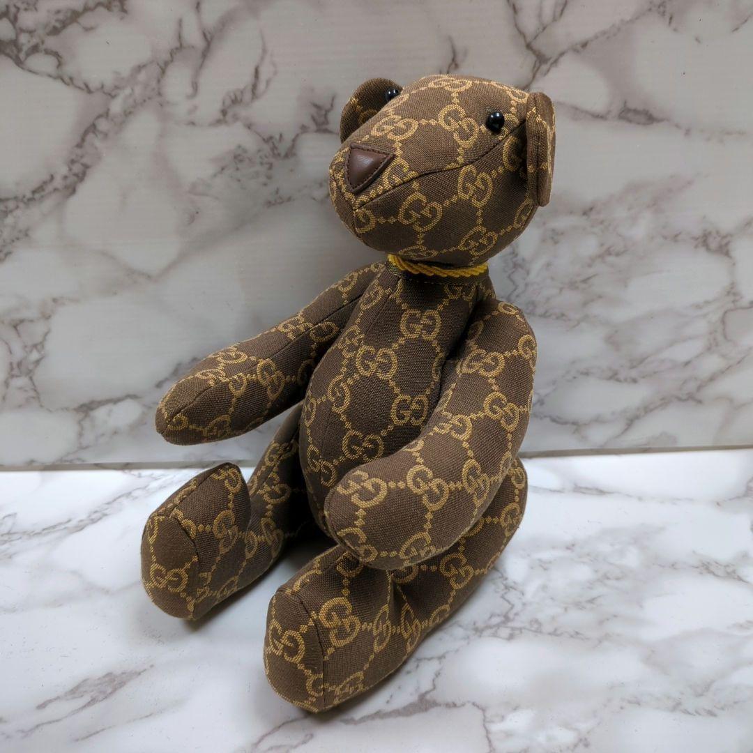 グッチ　GG柄　GGキャンバス　テディベア　くま　ぬいぐるみ　ブラウン　総柄