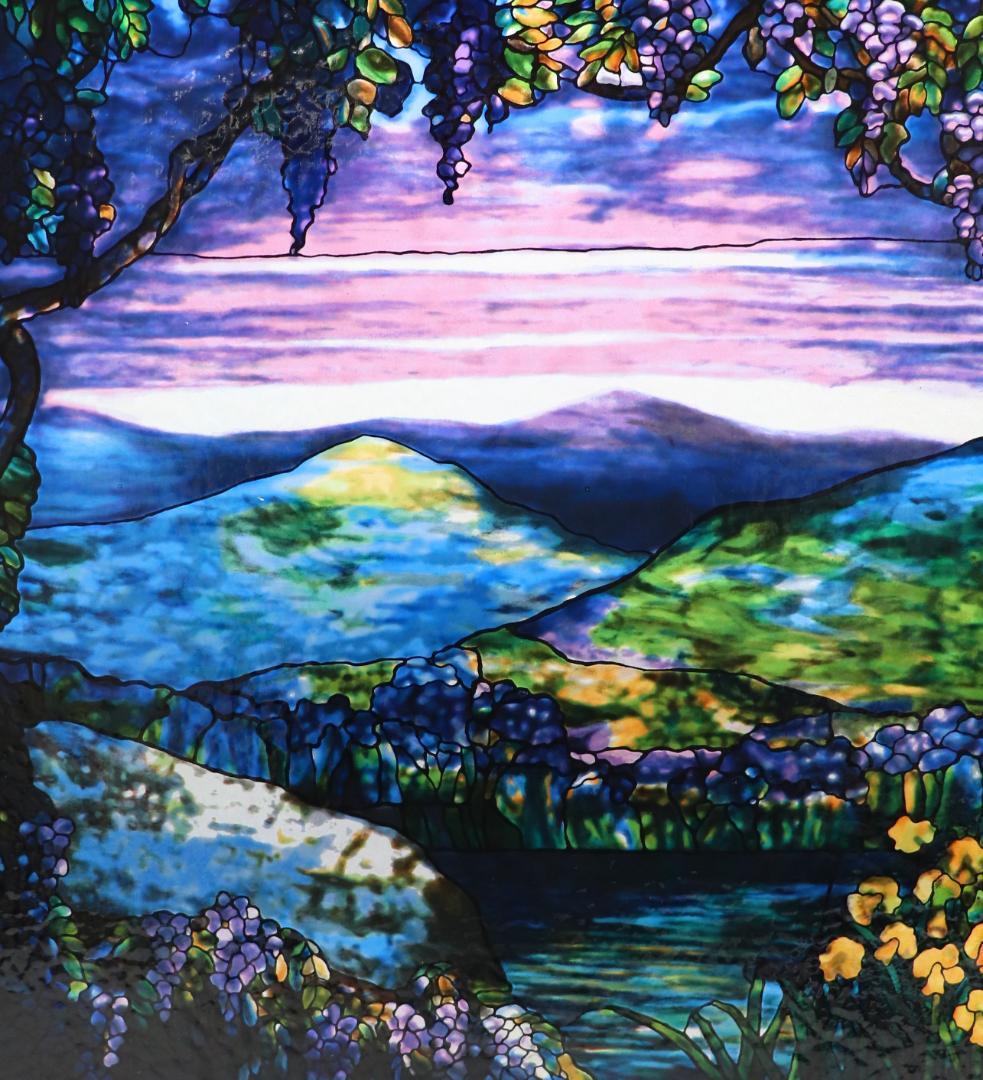ルイス・C・ティファニー ヴィンテージ ステンドグラス 雄大な山々の夜明け 大型