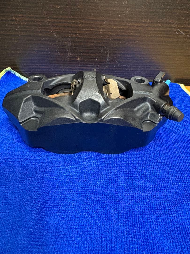 brembo ブレーキキャリパー 108mm