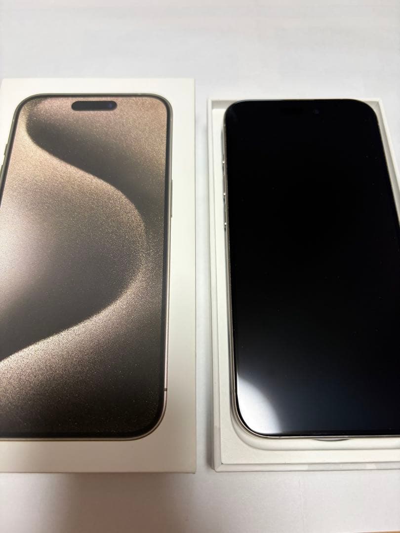 iPhone15 Pro(512GB)ナチュラルチタニウム
