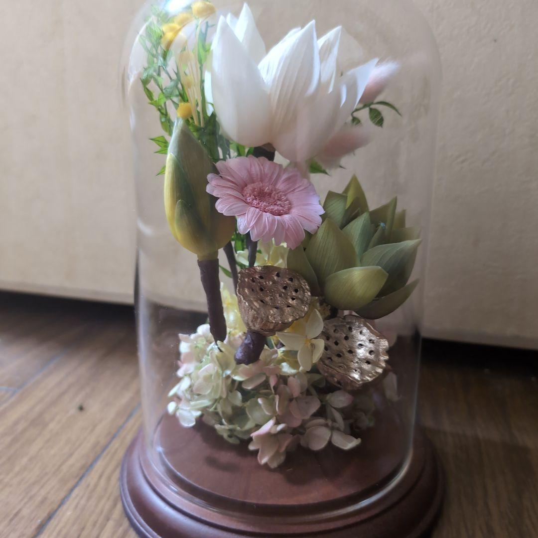 特選仏花　お供え花　蓮の花　清らかな心　ガラスドーム特大　プリザーブドフラワー