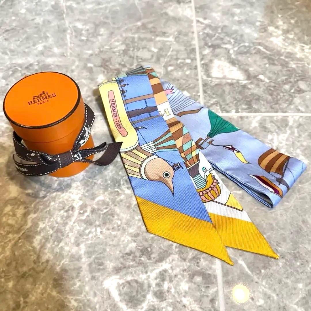 Hermès エルメス ツイリー 大空の狂気