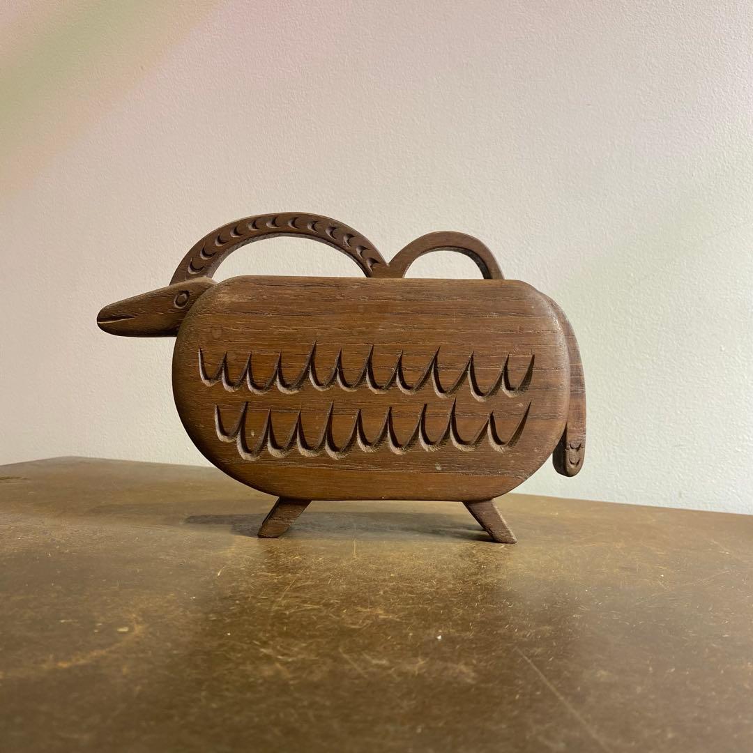 イタリア 木彫りの野生の羊アンティーク