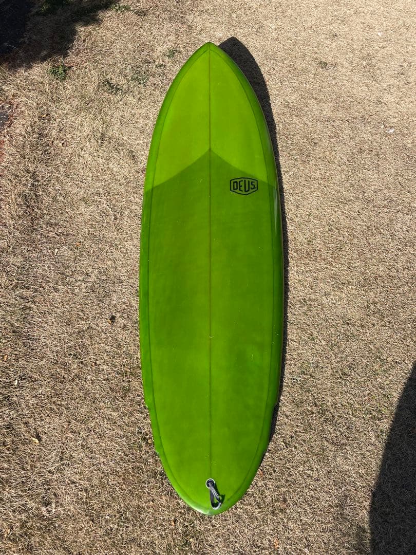 最終値下げ　DEUS タッピー　クアッド　ハンドシェイプ