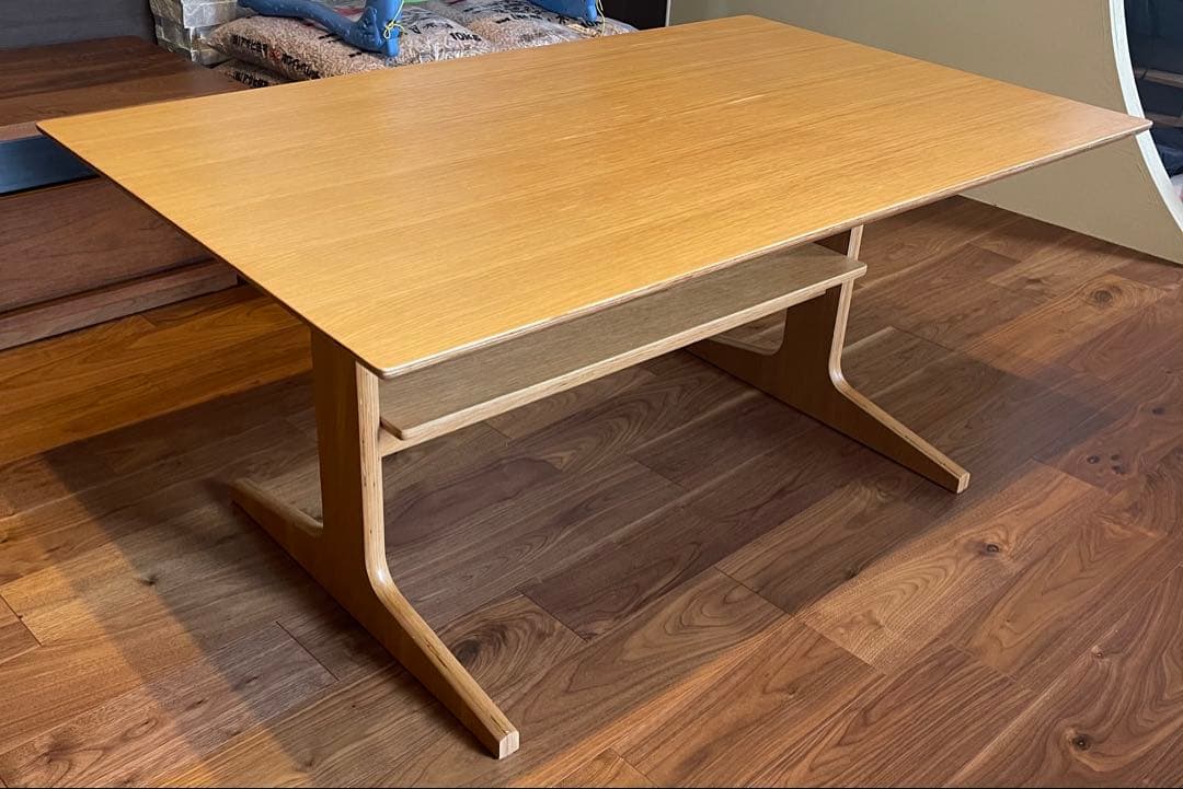 無印良品　木製 ダイニングテーブル リビングテーブル 棚付き ナチュラル　完成品