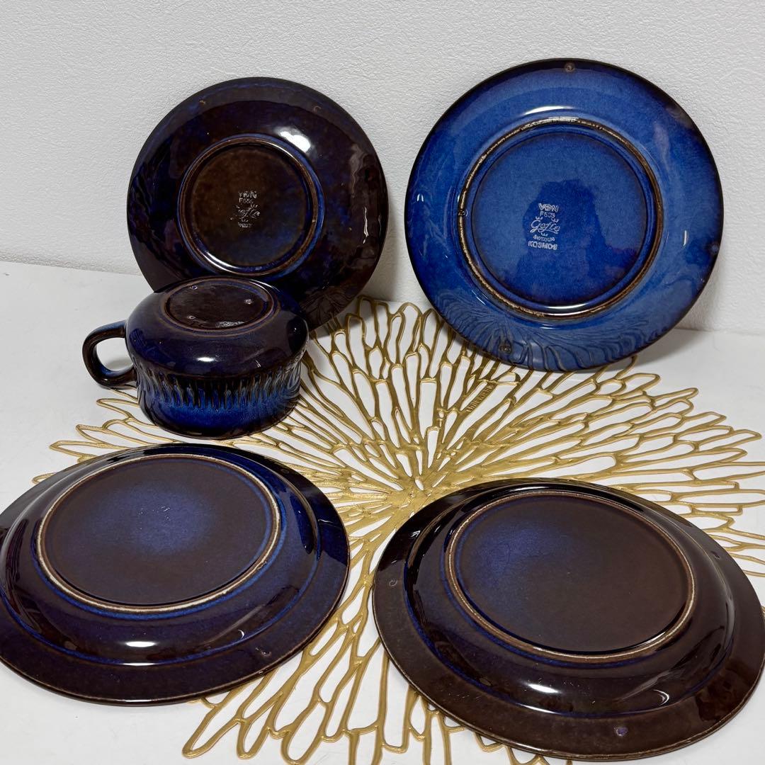 ゲフレ　コスモス　濃紺の食器セット 4点（皿3枚、カップandソーサ1セット）