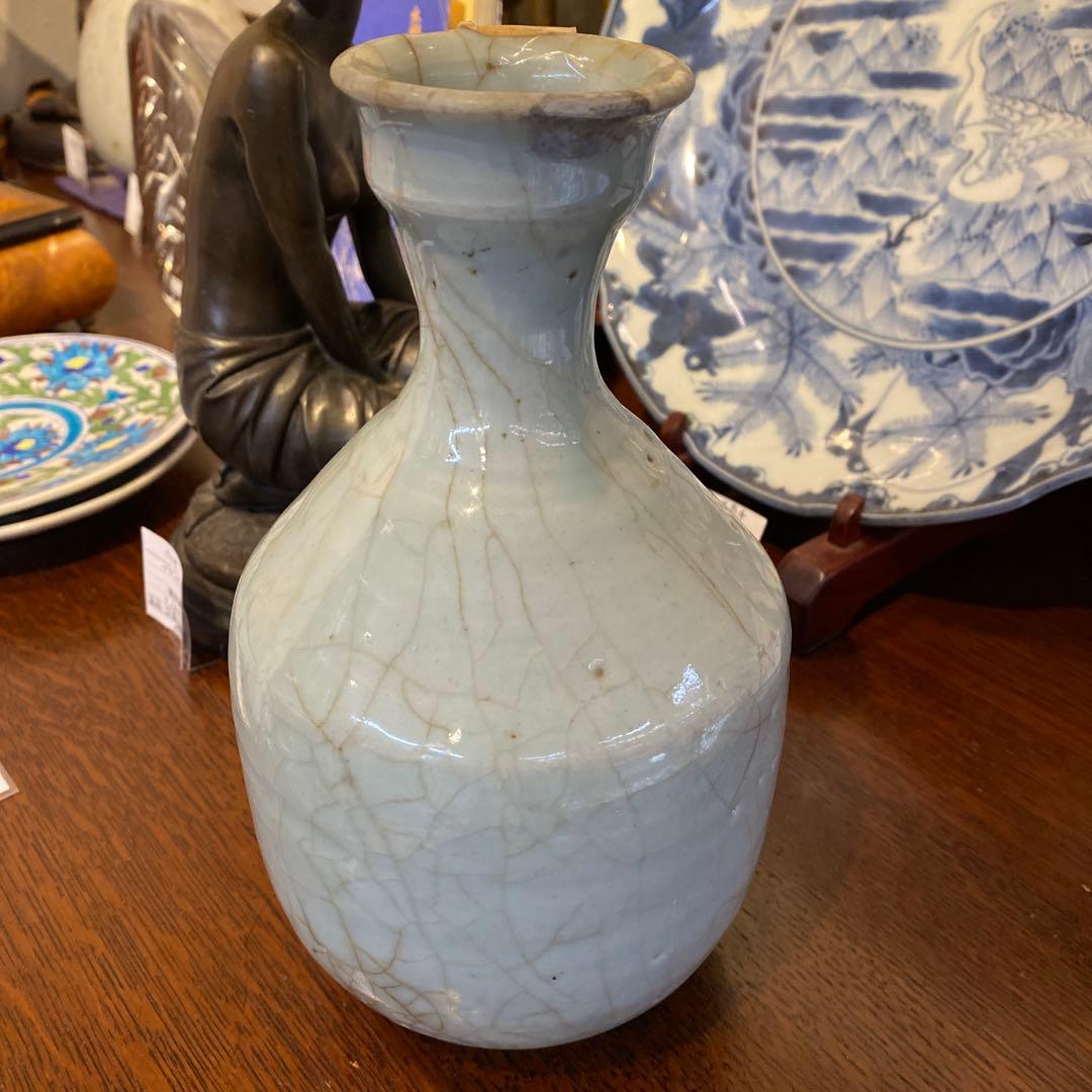 朝鮮美術　骨董　李朝時代　青白磁　壺