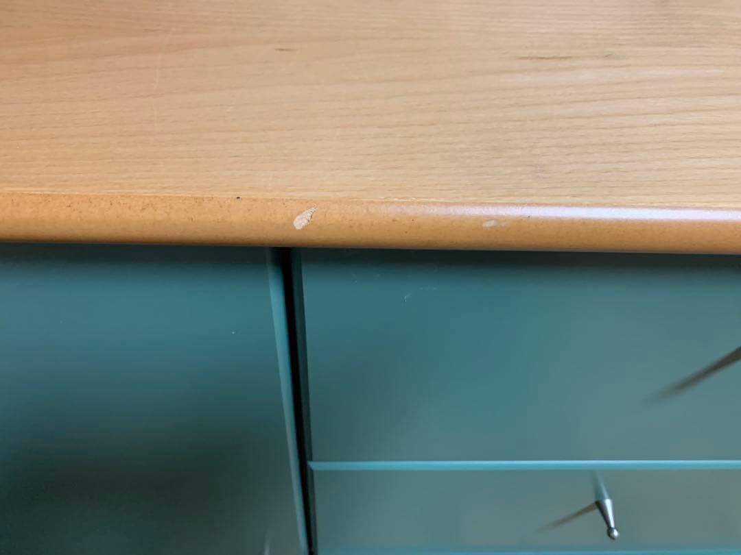 タンス　チェスト　モスグリーン　緑　アンティーク 海外　家具　おしゃれ