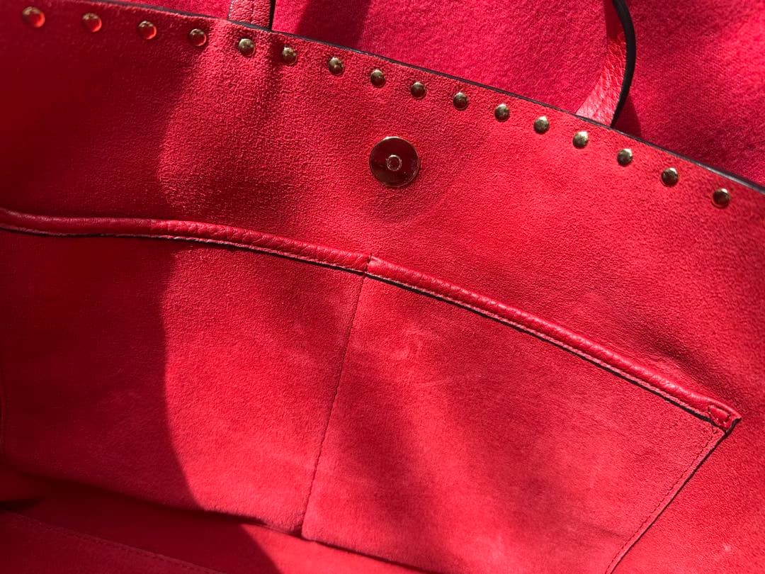ヴァレンティノ Valentino Garavani レッド トートバッグ